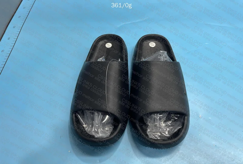 Nike Calm Slide