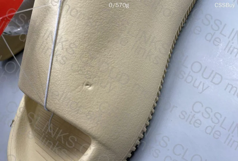 Nike Calm (VEJAM O IMGUR)