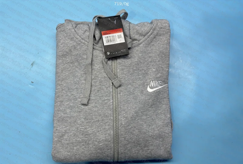 Nike club e Nike colors 4