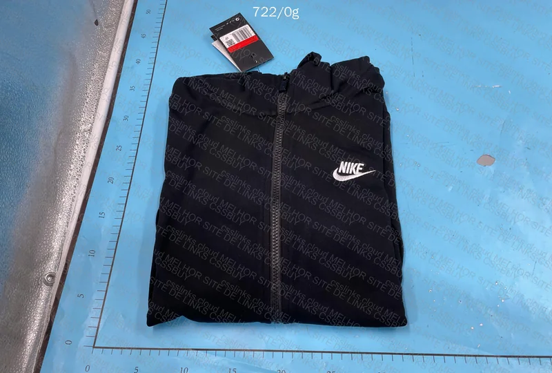 Nike Club Hoodie - Black 2