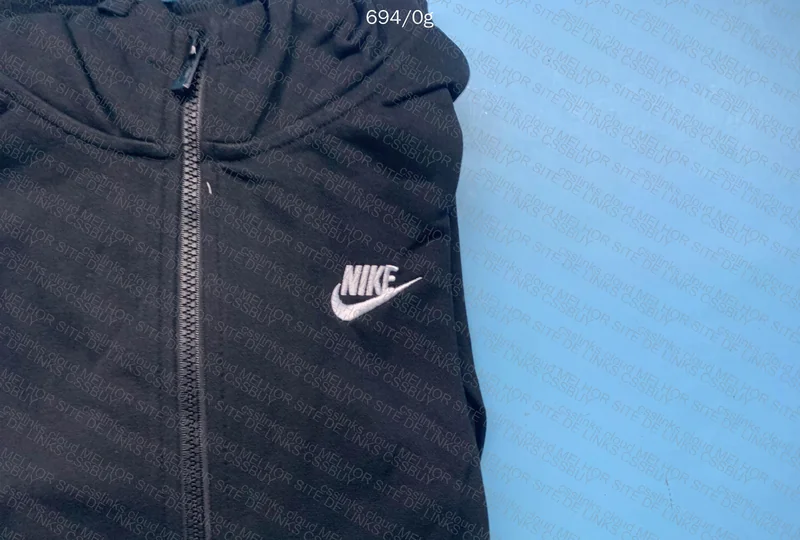 Nike Club Black 4