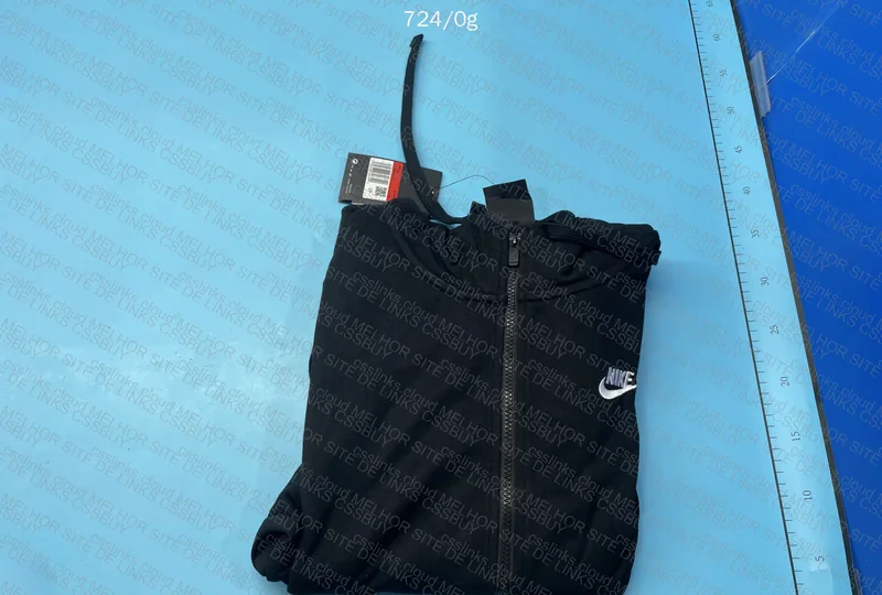 Nike Club Black
