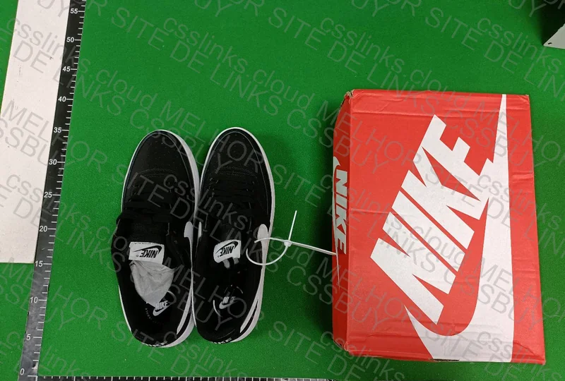 NIKE COURT VISION ALTA (TA GL RPZD?) 3