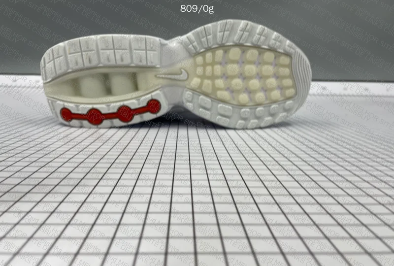 Nike DN White 3