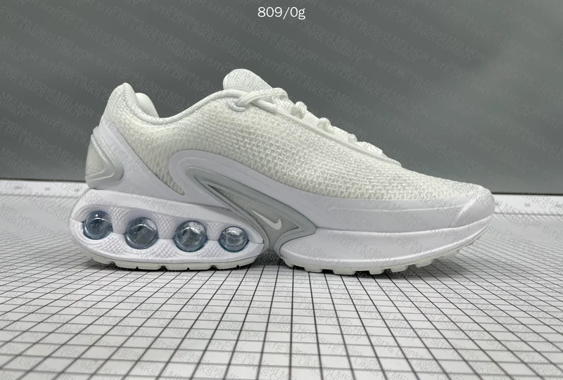 Nike DN White 5