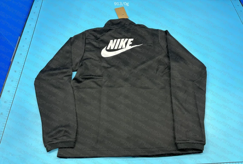 Nike dri fit 6