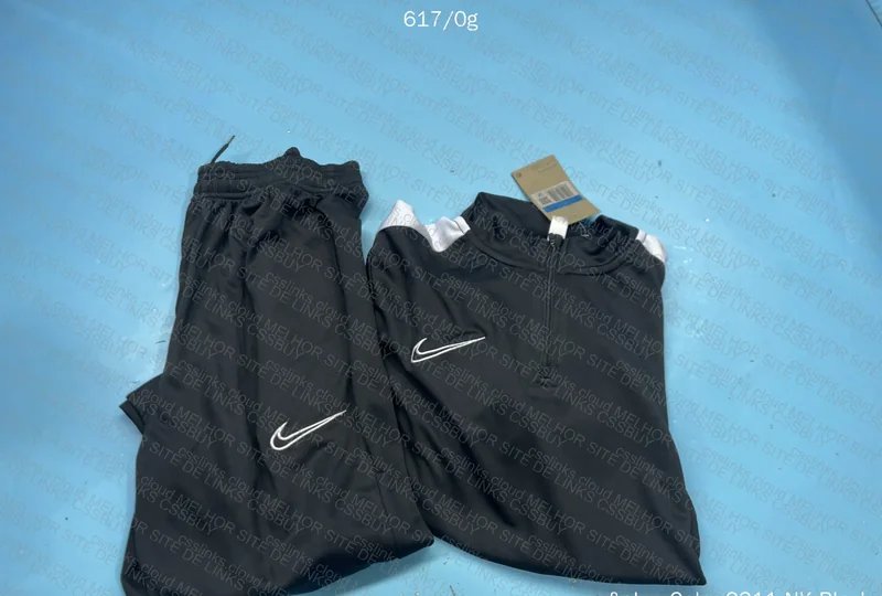 NIKE DRI FIT ACADEMY