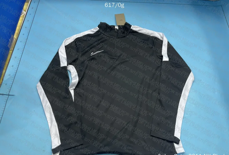 NIKE DRI FIT ACADEMY 2