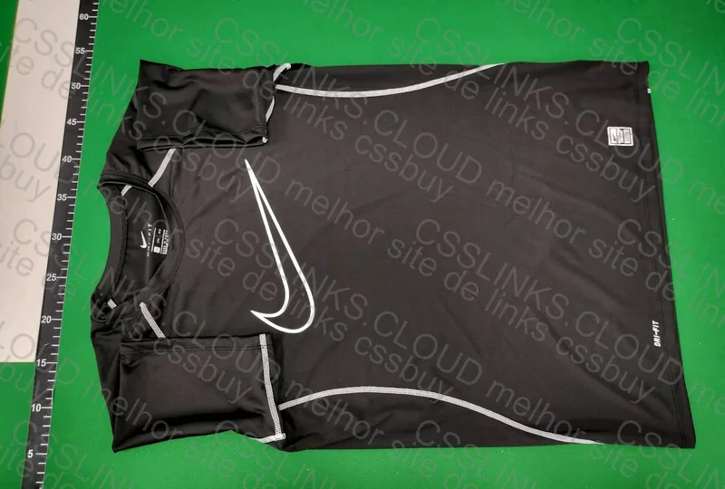 Nike DryFri Branca / Preta (Budget) 7
