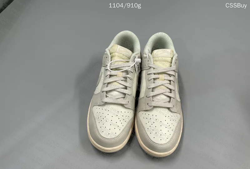 Nike Dunk Light Bone 5