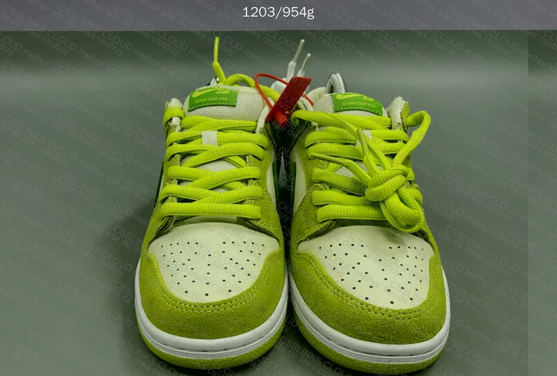 Nike Dunk Apple Sour 2