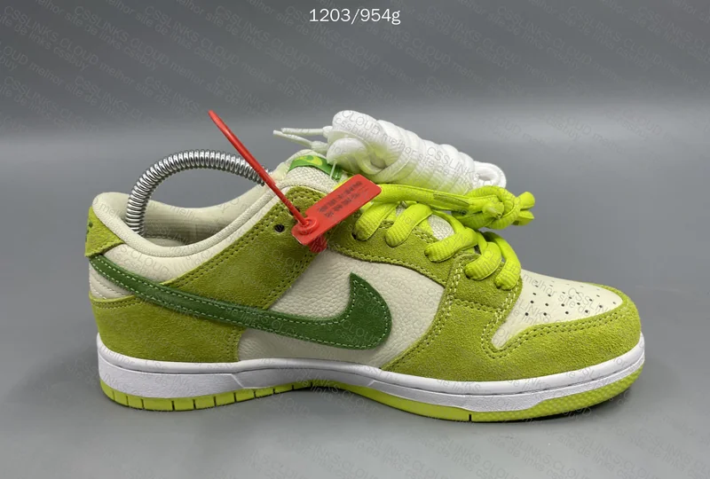 Nike Dunk Apple Sour 6