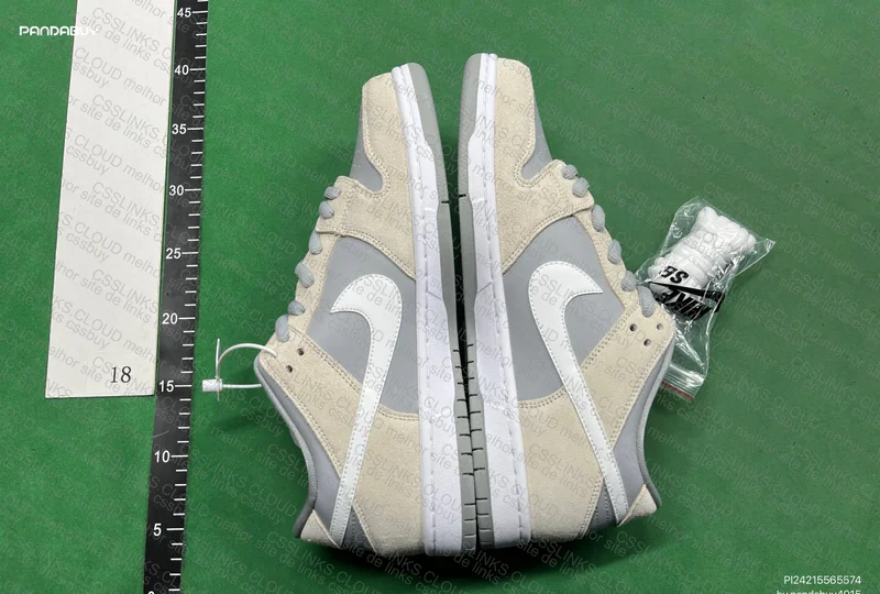 Nike Dunk Arctic Fox 4