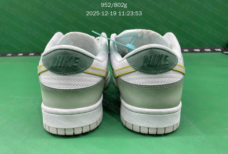 Nike Dunk (Blind Box) - Does This Model Exist? 2