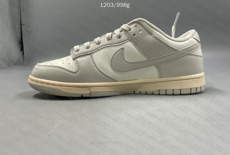 Nike Dunk Bone 4
