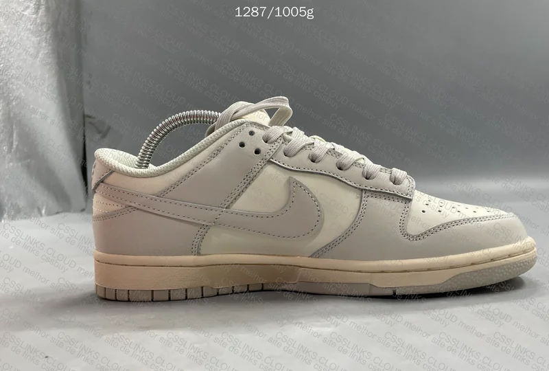 Nike Dunk Bone 4