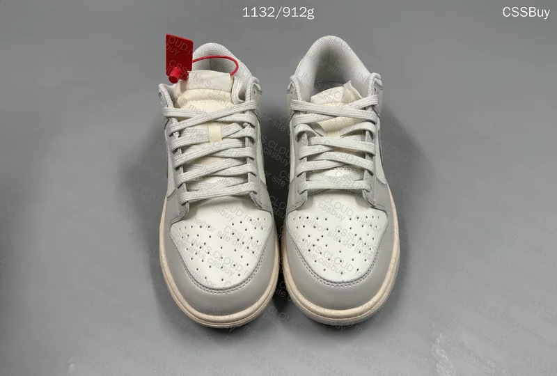 Nike Dunk Bone White