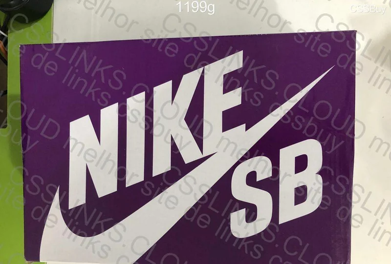 Nike Dunk Born