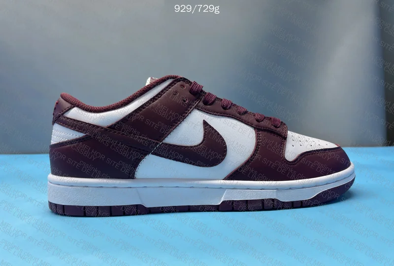 Nike dunk Burgundy 4