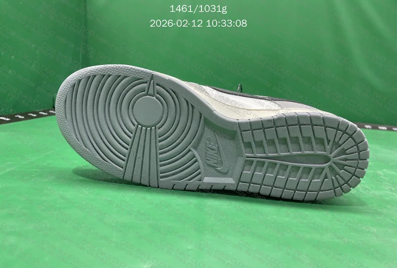 Nike dunk cinza 6