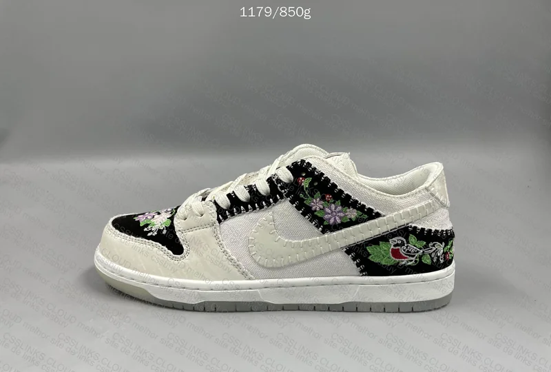 Nike Dunk Decon SB Low N7 - Sail 9
