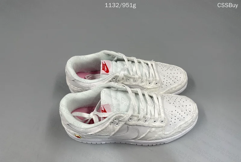 Nike Dunk Give Her Flowers 6