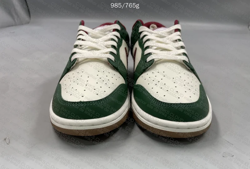 Nike Dunk Gorge Green 2