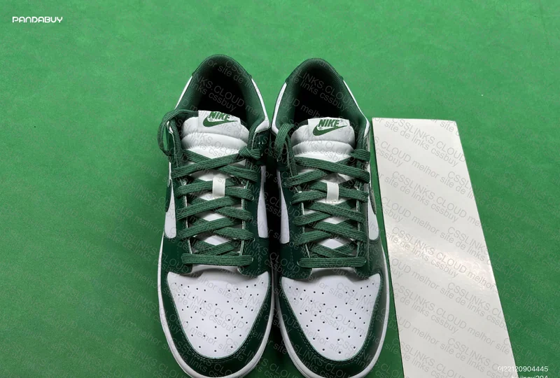 Nike Dunk Green