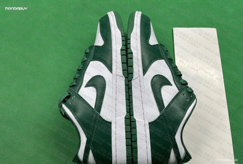 Nike Dunk Green 2
