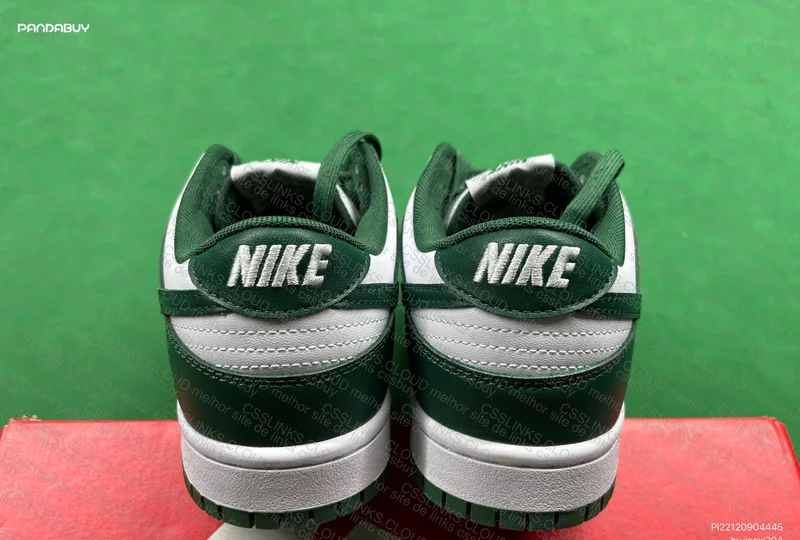 Nike Dunk Green 3