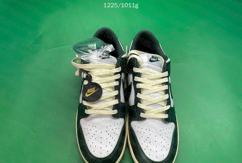 Nike Dunk Green Coconut Milk 3
