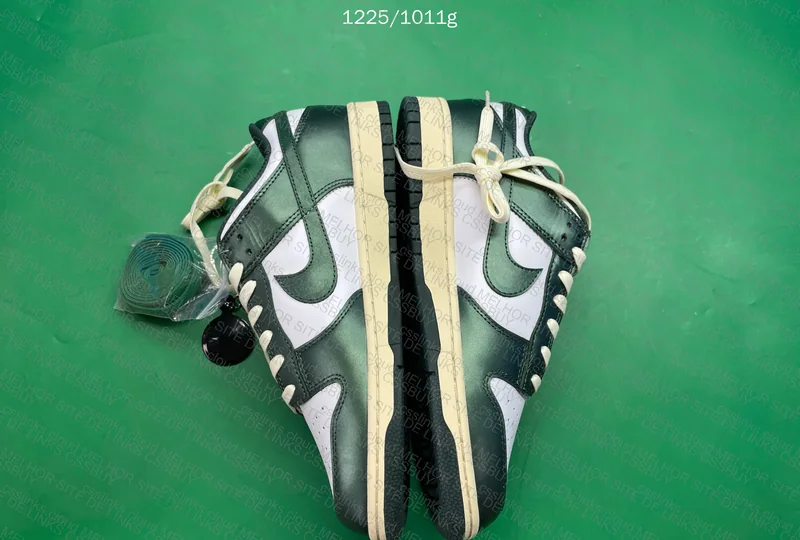 Nike Dunk Green Coconut Milk 7