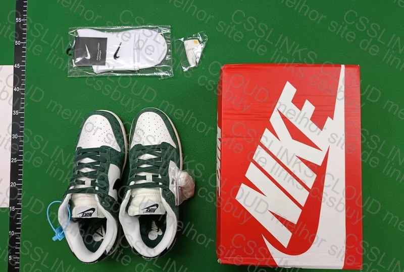 Nike Dunk Green Snake 4