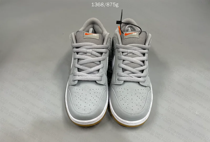 Nike Dunk Grey Gum 4