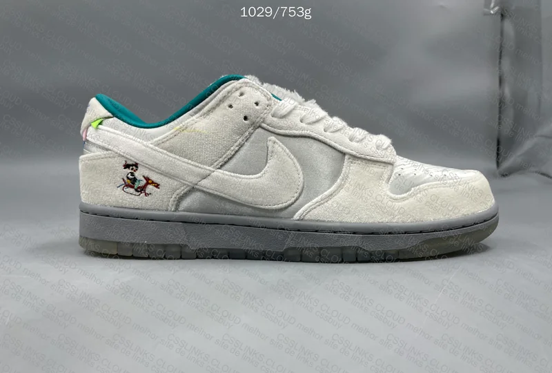 Nike Dunk Ice 2