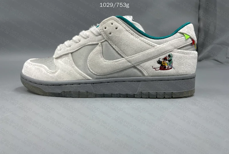 Nike Dunk Ice 4