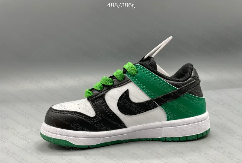 Nike Dunk - Kids 6