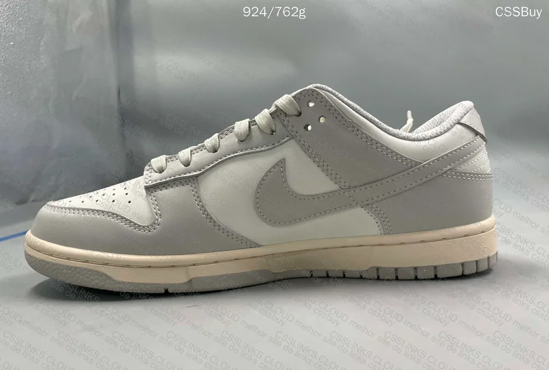 Nike Dunk Light Bone 3