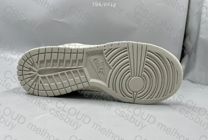 Nike Dunk Light Bone VT 3