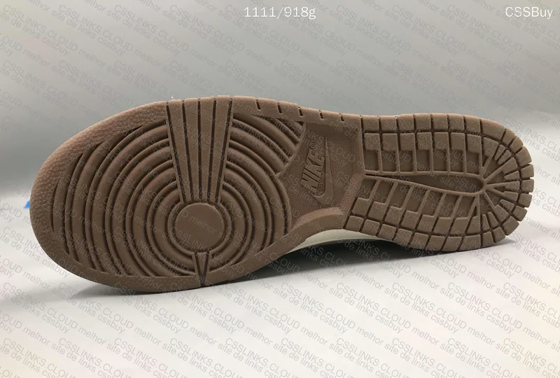 Nike Dunk Low 4