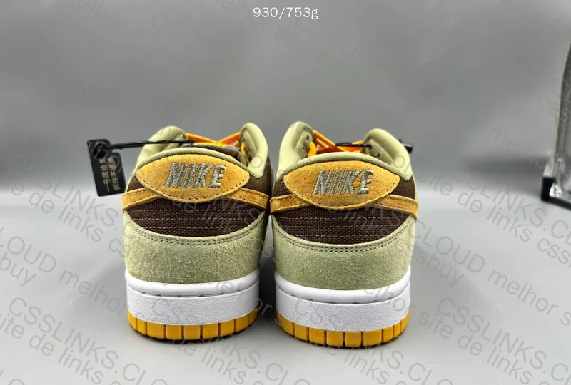 Nike Dunk Low 8