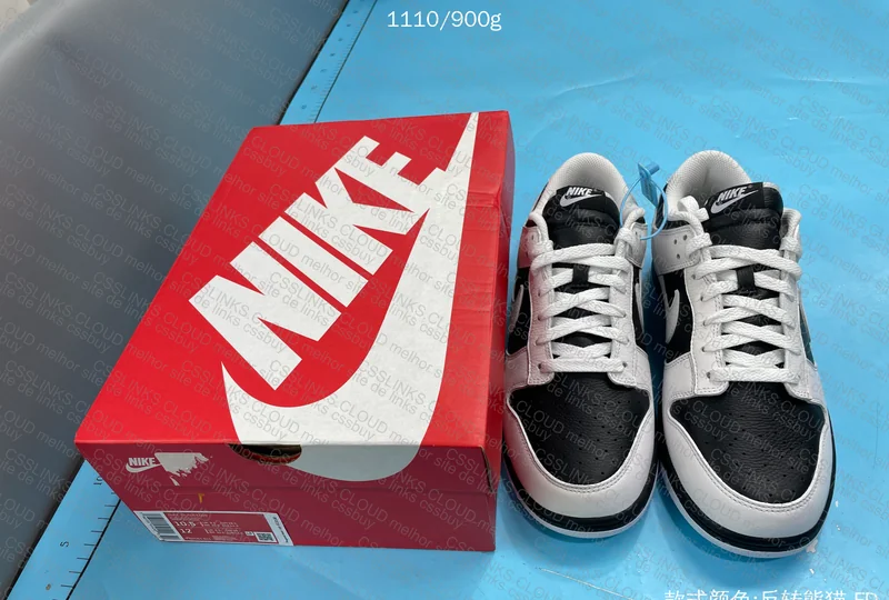 Nike Dunk Low Black/White 8