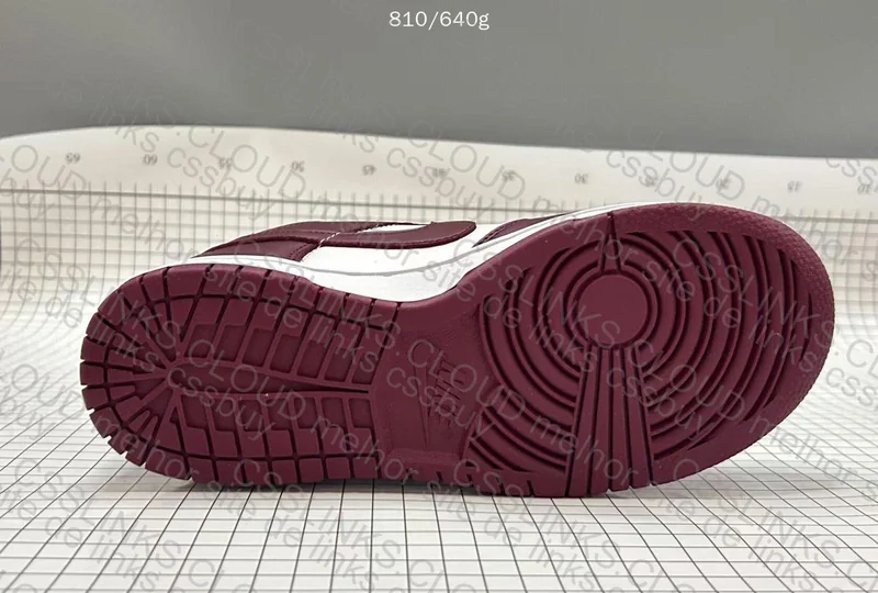 Nike Dunk Low Bordeaux 2