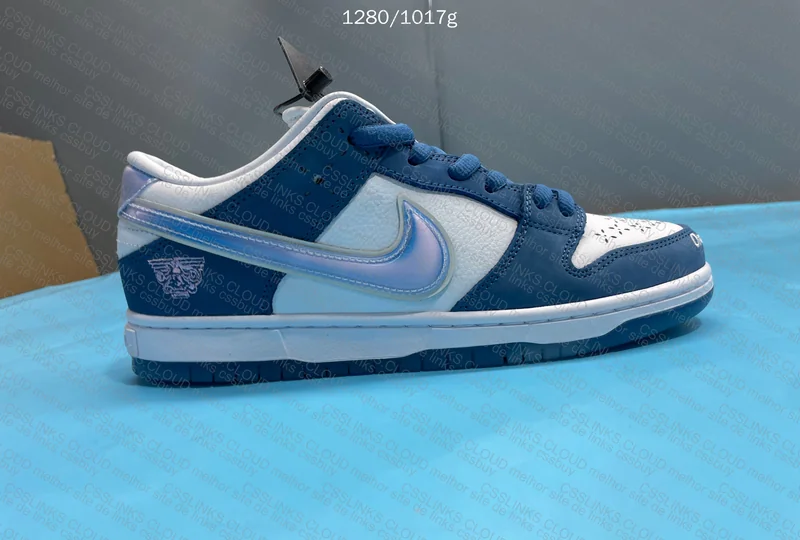Nike dunk low born x raised 4