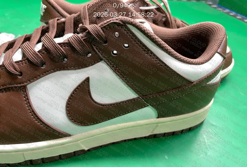 Nike Dunk Low Chocolate 3