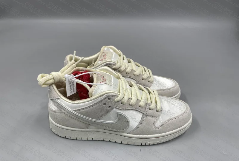 Nike Dunk Low “City of Love” - GT Sale
