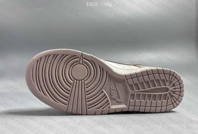 Nike dunk Low Diffused Taupe 9