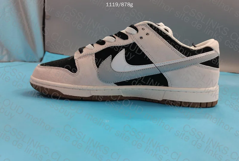Nike Dunk Low Double Swoosh 9