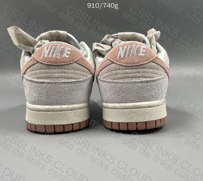 Nike Dunk Low "Fossil Rose" 3