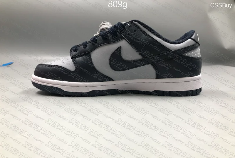 Nike Dunk Low Georgetown 3